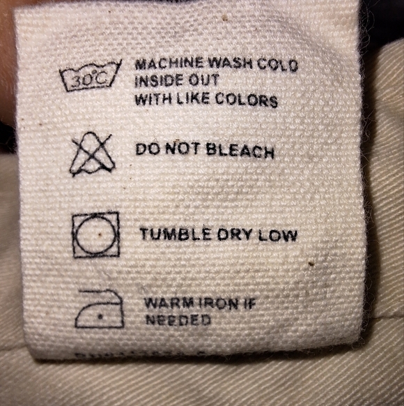 G-Unit Heavyweight Short Sleeve Shirt with Embroidery In A Mens Size Large. EUC - Picture 8 of 11